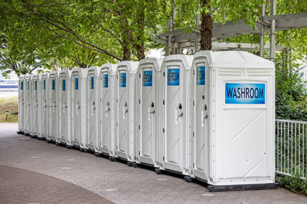 Portable Toilet Options We Offer in Wilberforce, OH